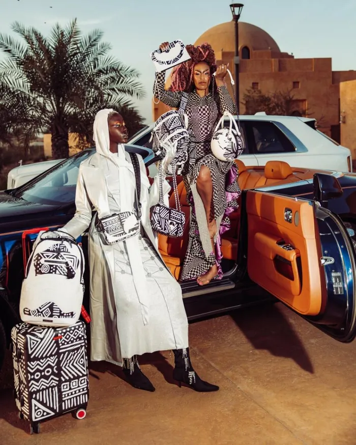 SPRAYGROUND AI8 AFRICAN INTELLIGENCE 8211 ORIGIN STORY MONTE CARLO Bags