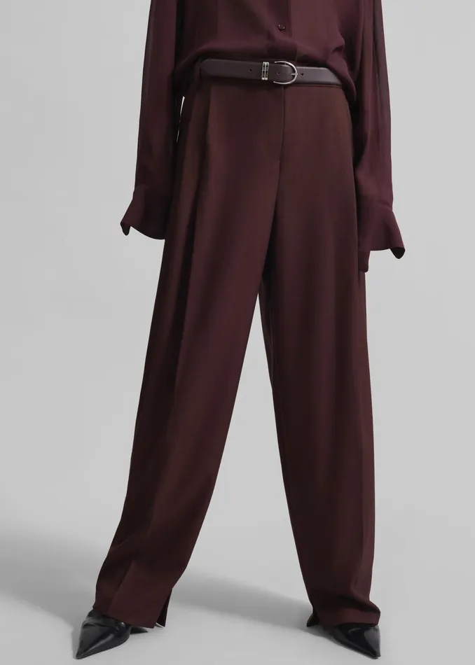 The Frankie Shop Bottoms Durham Pleated Trousers 8211 Burgundy 8211 Women