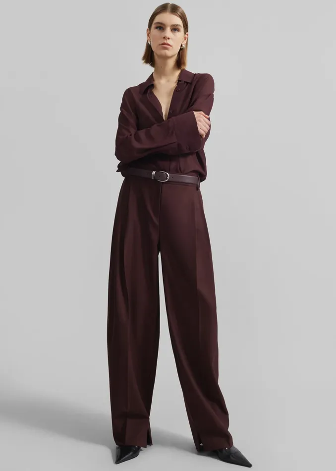 The Frankie Shop Bottoms Durham Pleated Trousers 8211 Burgundy 8211 Women