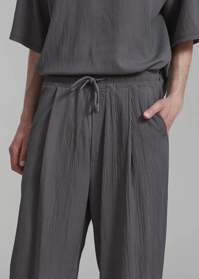 The Frankie Shop Bottoms Eliott Crinkle Pants 8211 Charcoal 8211 Men