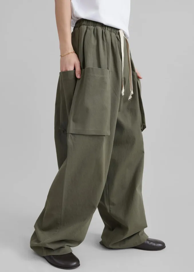 The Frankie Shop Bottoms Lauri Drawstring Cargo Pants 8211 Khaki 8211 Men