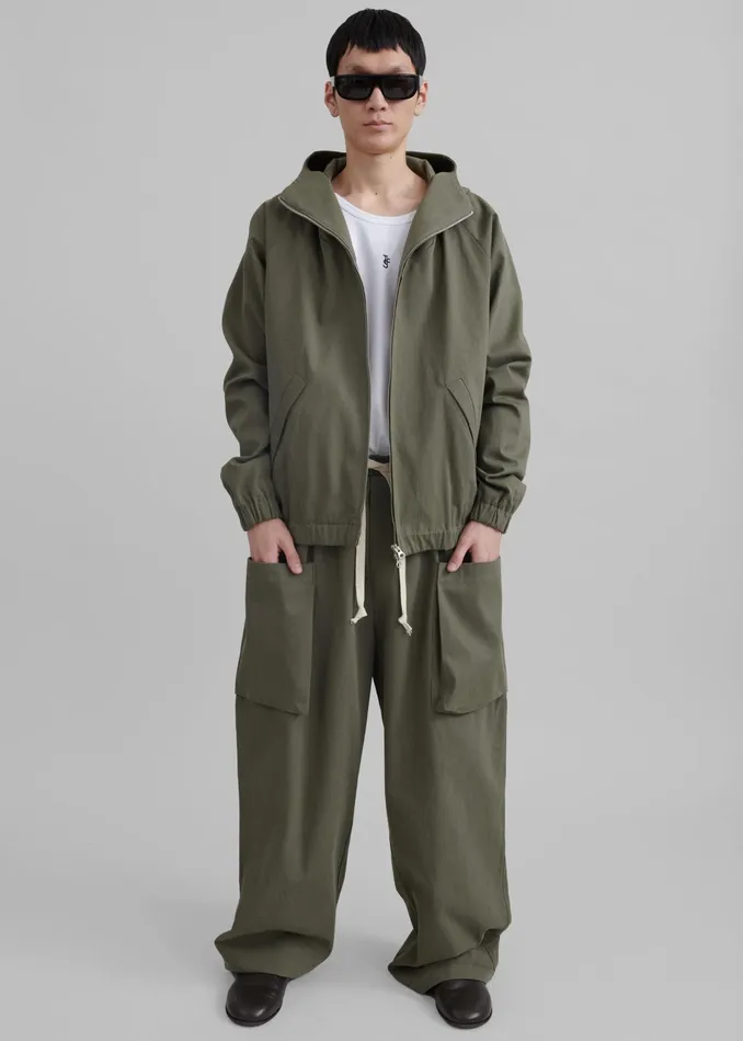 The Frankie Shop Bottoms Lauri Drawstring Cargo Pants 8211 Khaki 8211 Men