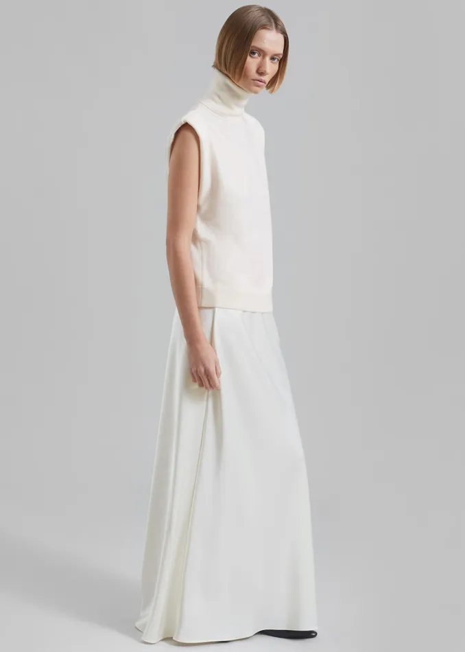 The Frankie Shop Knitwear Nadia Thin Padded Sleeveless Turtleneck 8211 Ivory 8211 Women