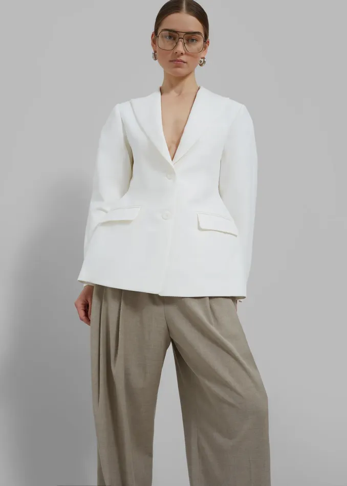 The Frankie Shop Outerwear Colette Hourglass Blazer 8211 White 8211 Women