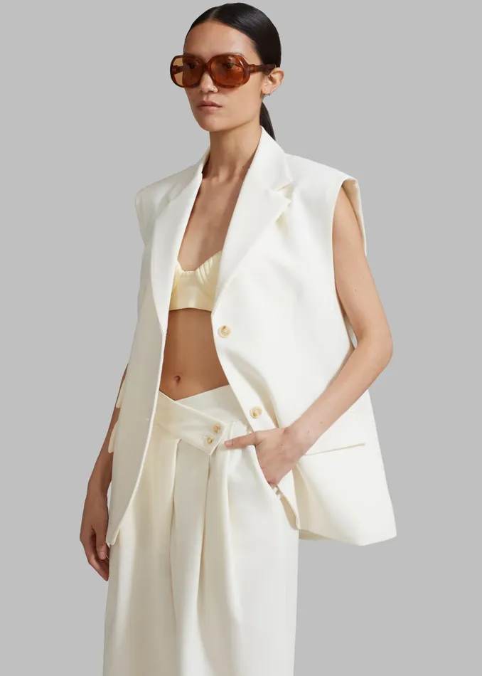 The Frankie Shop Outerwear Eloise Vest 8211 Cream 8211 Women