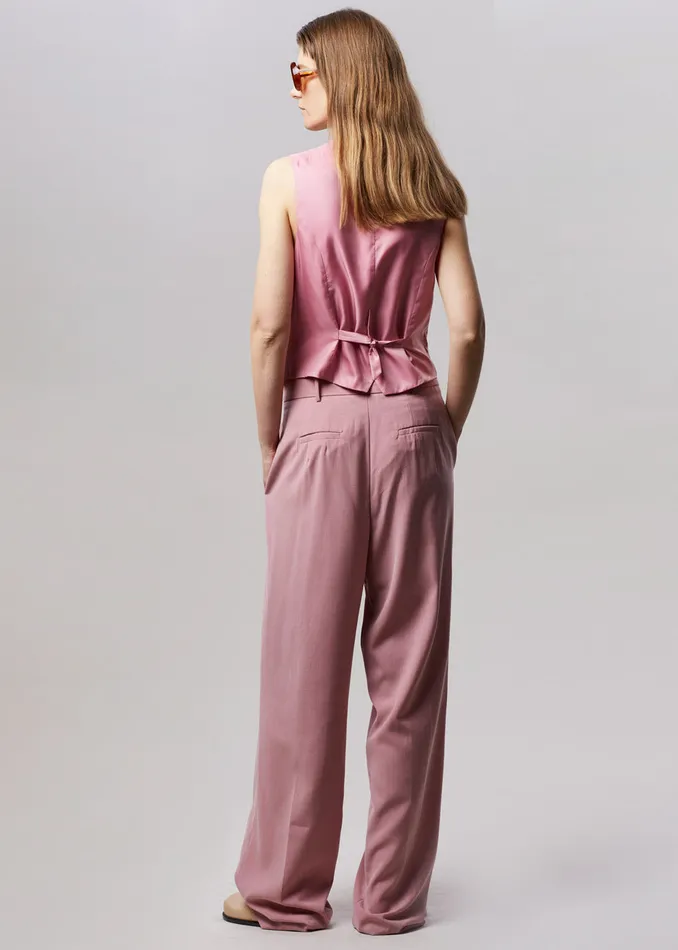 The Frankie Shop Outerwear Gelso Waistcoat 8211 Rose 8211 Women