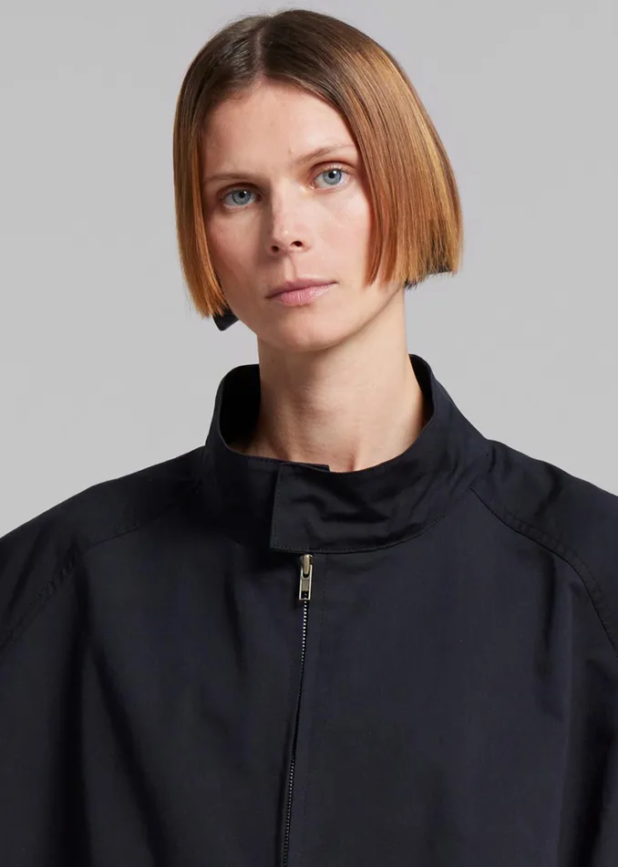 The Frankie Shop Outerwear Lance Sleeveless Bomber Jacket 8211 Black 8211 Women