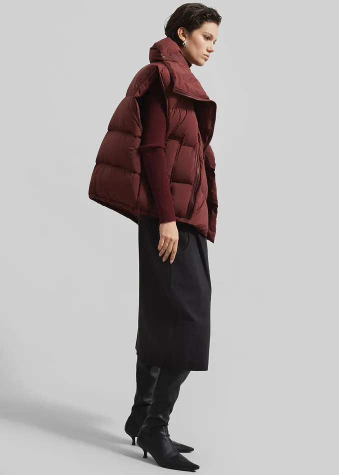 The Frankie Shop Outerwear Otley Sleeveless Puffer Vest 8211 Burgundy 8211 Women