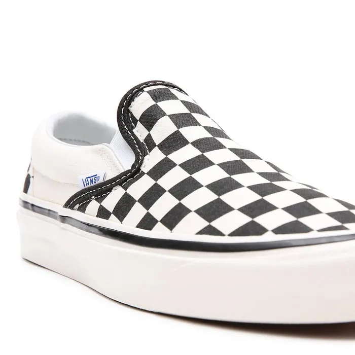 Vans Classics Men Anaheim Factory Classic SlipOn 98 DX Shoes Black White