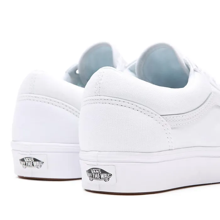 Vans Classics Men Classic ComfyCush Old Skool Shoes White