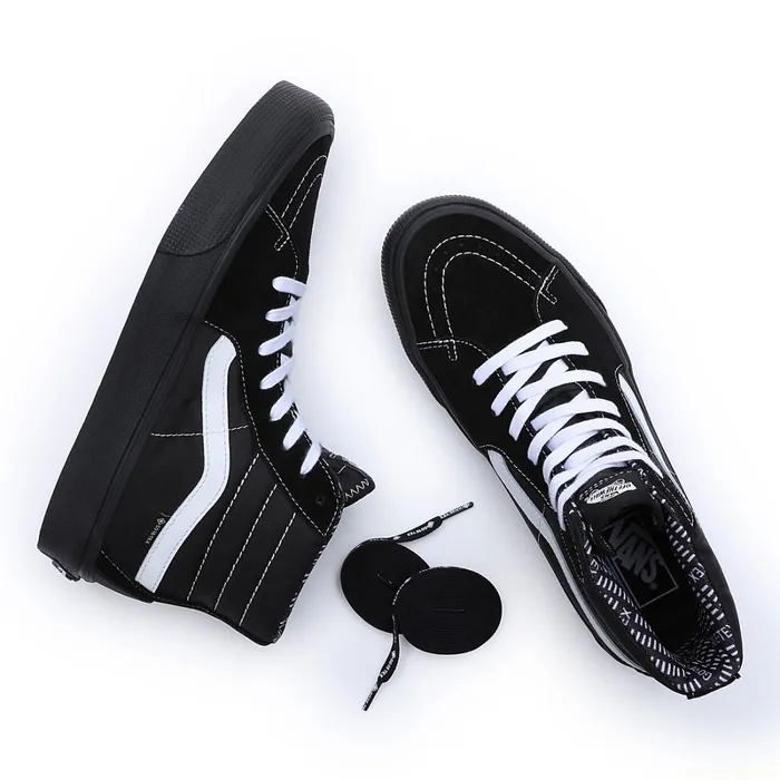 Vans Classics Women GoreTex Sk8Hi Shoes Black