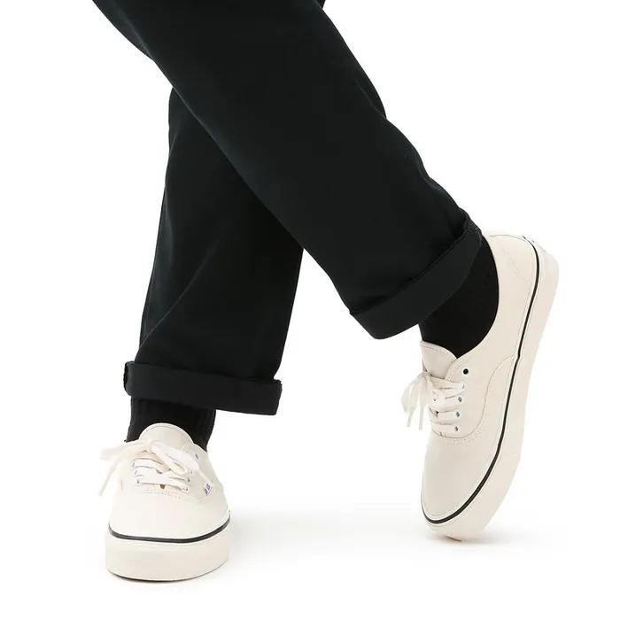 Vans View All Men Anaheim Factory Authentic 44 DX Shoes White
