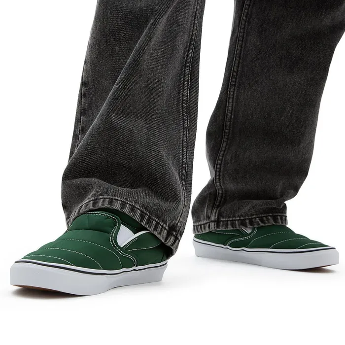 Vans View All Men SlipOn Mid Shoes Green