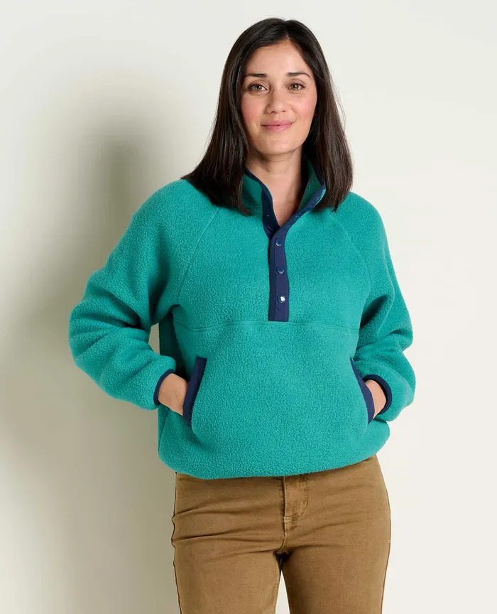 Women8217s ToadandCo Women8217s Campo Fleece Pullover Cyan Jackets and Layers