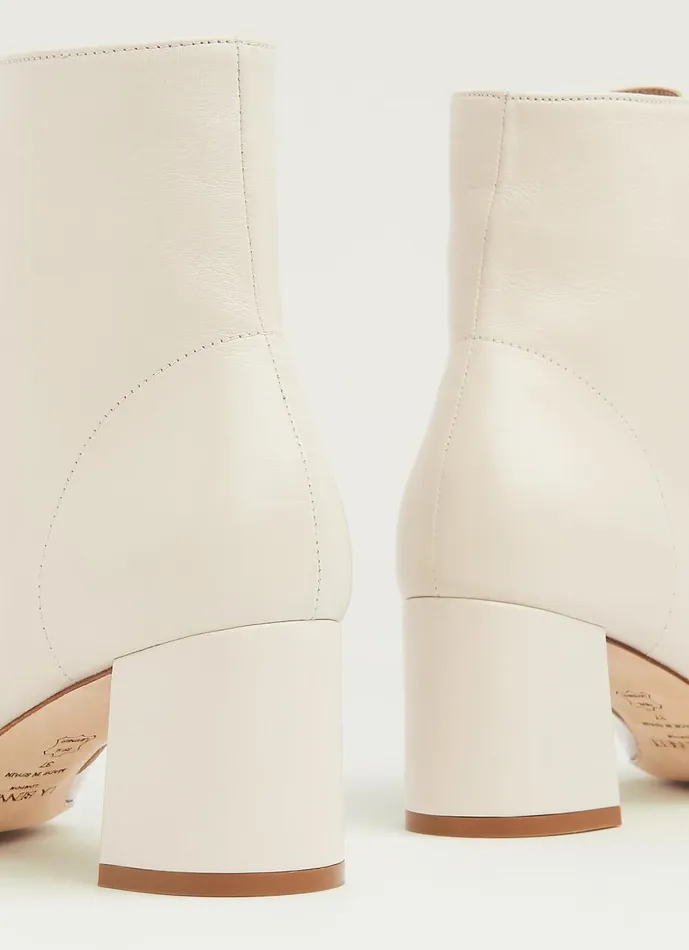 Women Boots LKBennett Arabella Cream Leather LaceUp Ankle Boots Ecru Women Boots LKBennett Arabella Cream Leather LaceUp Ankle Boots Ecru