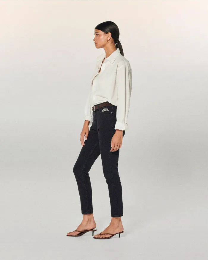 Women Jeans From Future Slim Fit Johnny Jeans Black