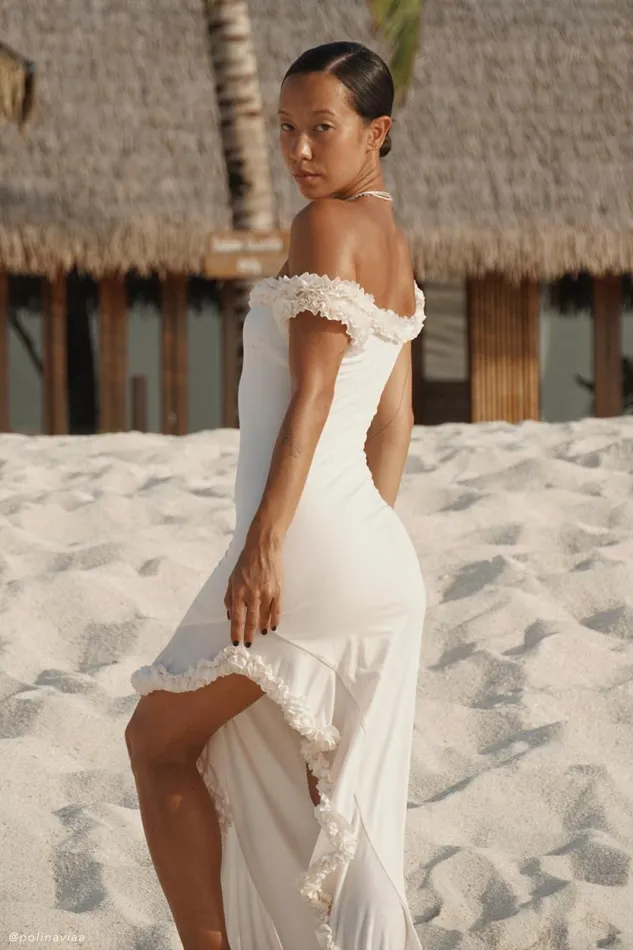 Women Meshki Dresses Arielle Off Shoulder Ruffle Midi Dress 8211 Ivory