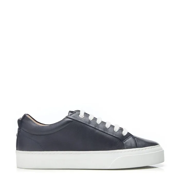 Women Moda In Pelle Casual Trainers Aiyla Navy Leather