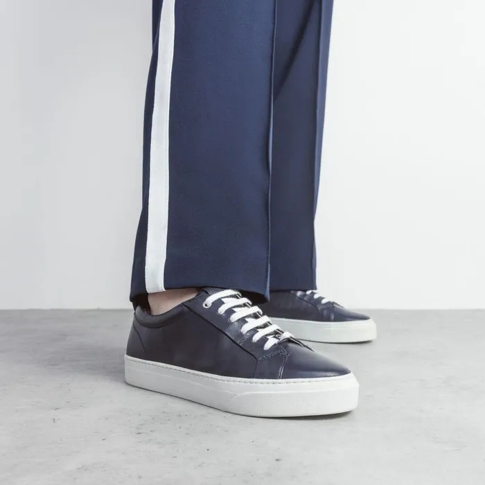 Women Moda In Pelle Casual Trainers Aiyla Navy Leather