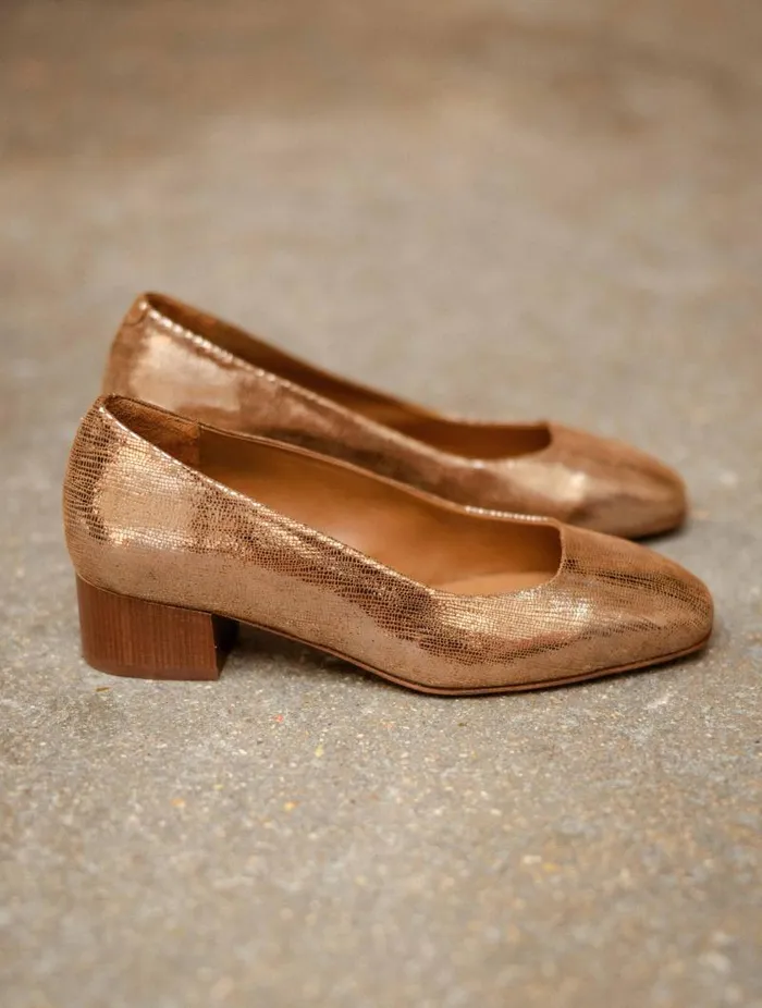 Women Pumps and Mary Janes Bobbies Rosie Golden Women Pumps and Mary Janes Bobbies Rosie Golden