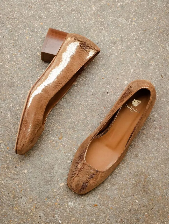 Women Pumps and Mary Janes Bobbies Rosie Golden Women Pumps and Mary Janes Bobbies Rosie Golden