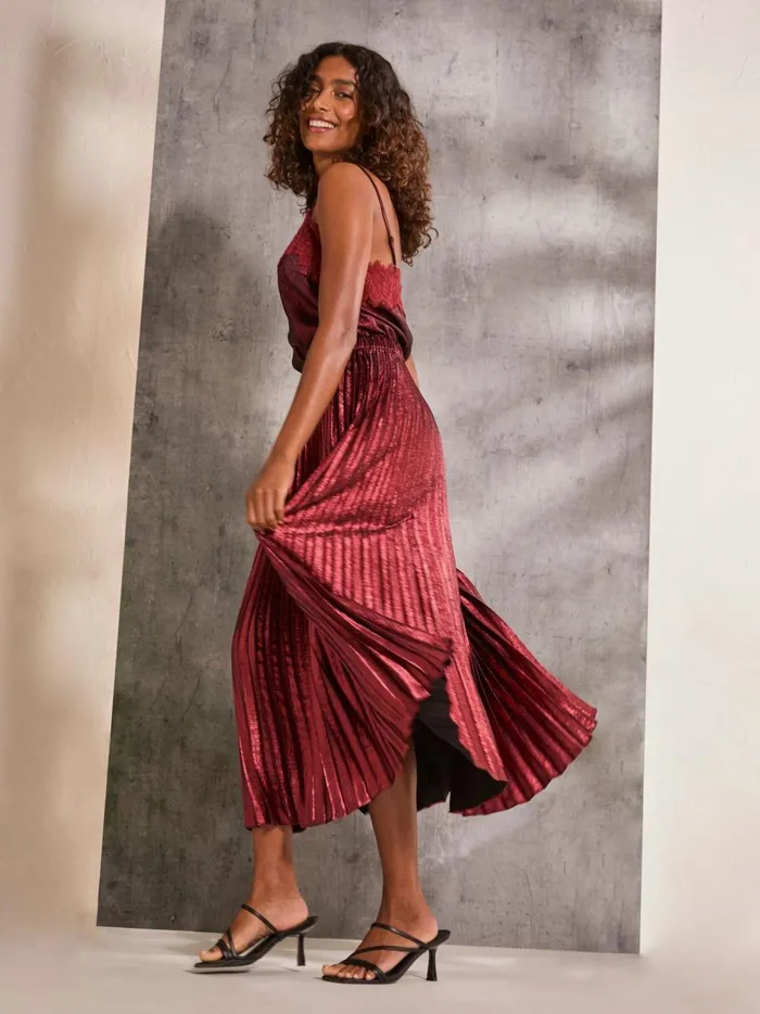 Women Skirts Fat Face Gaia Dark Red Pleated Skirt