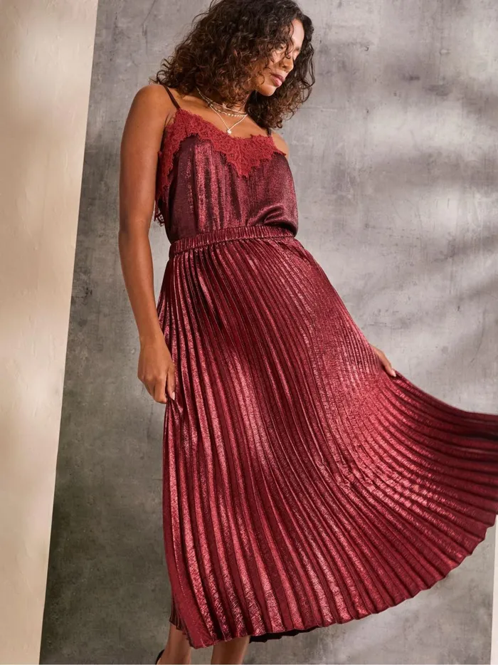 Women Skirts Fat Face Gaia Dark Red Pleated Skirt