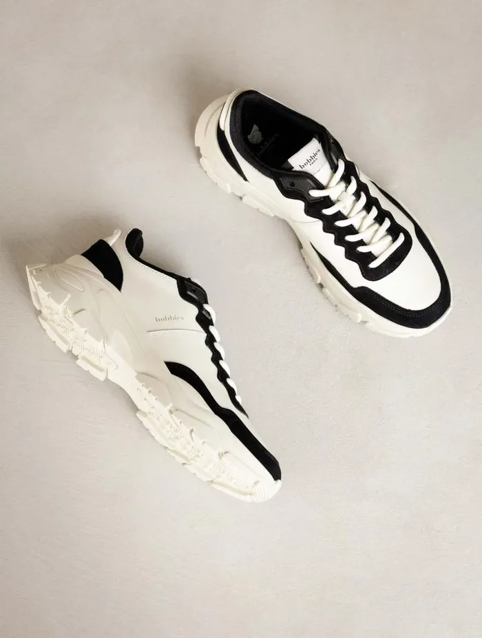 Women Sneakers Bobbies Rinjani Off White and Black Women Sneakers Bobbies Rinjani Off White and Black